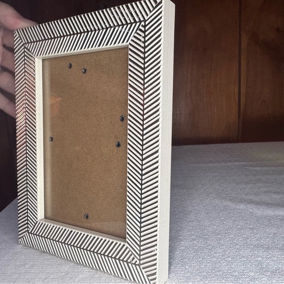 Target Cream Chevron-Textured Photo Frame - Picture 2 of 5